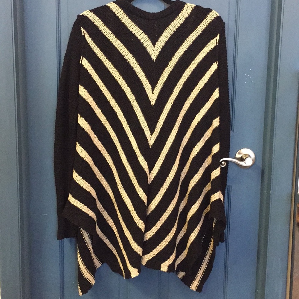 Free People Sweater - Picture 4 of 4